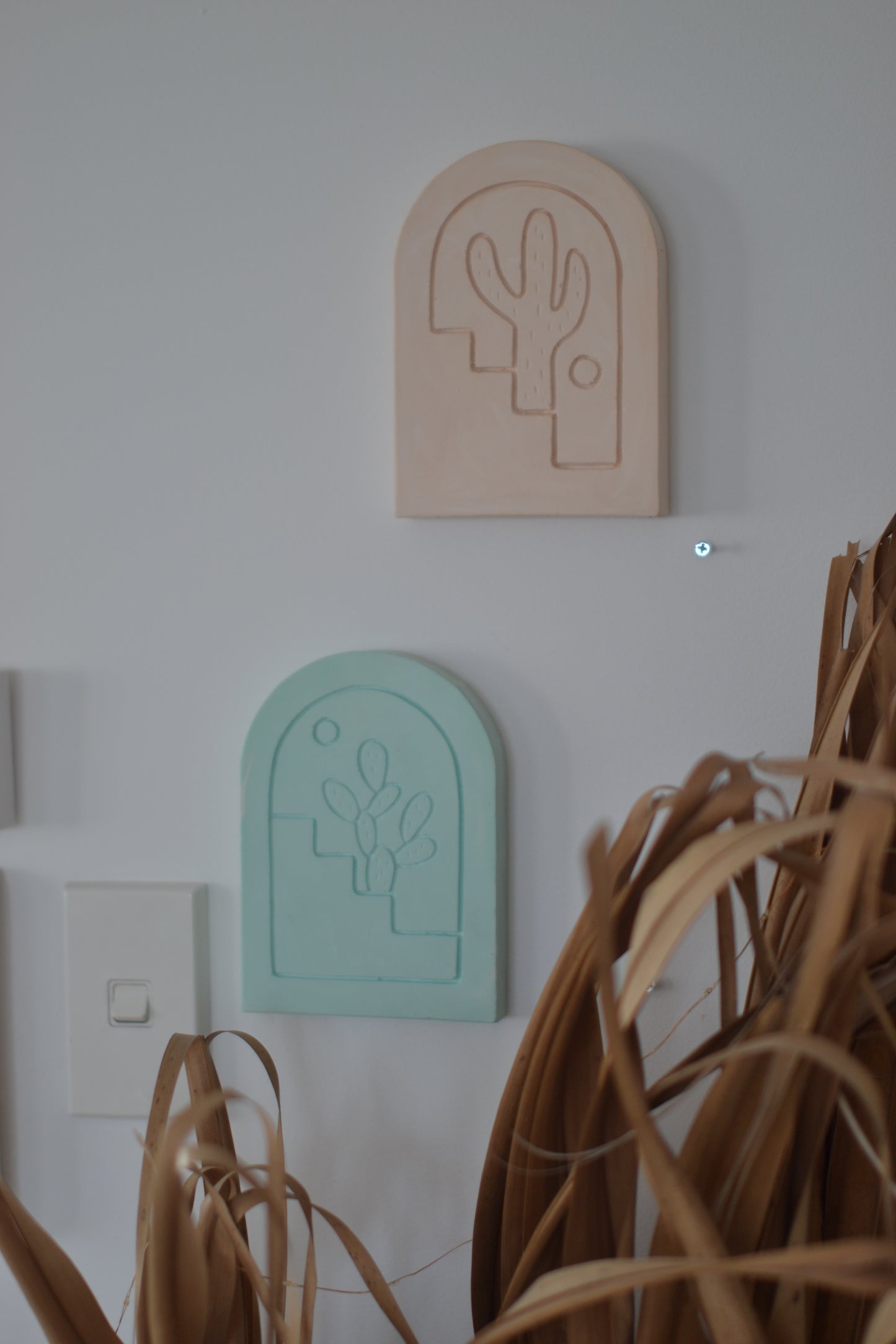 Peach Cacti Plaque M